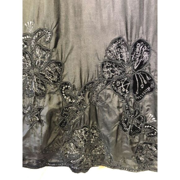 Chico’s Women’s Black Elegant Knee Length Silk Floral Embroidered Skirt Size 3 ( - Picture 4 of 8